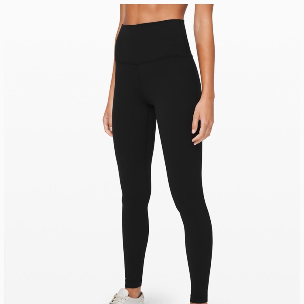 lululemo blackleggings